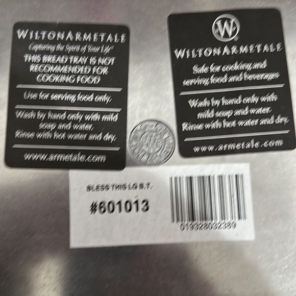 Wilton Armetale Bread tray - Picture 5 of 6